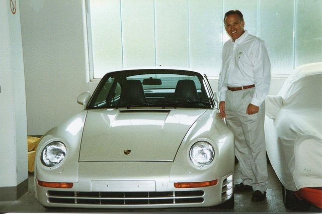 Don by Dr. Porsche's 959